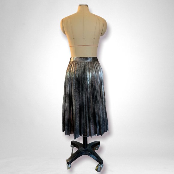 Zara Silver Pleated Skirt, Size S - Picture 3 of 5